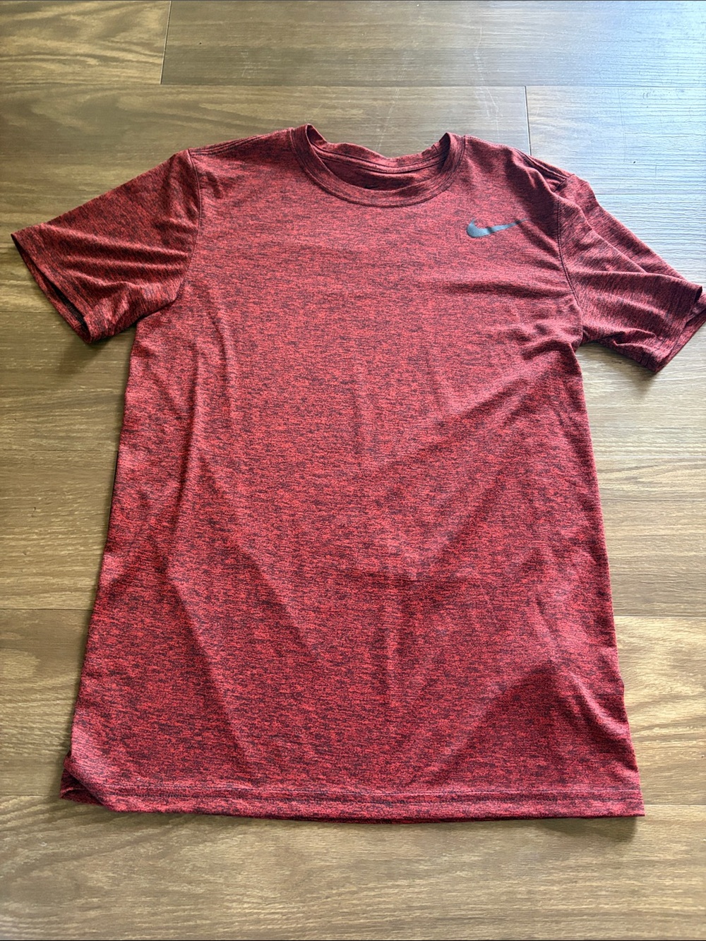 Nike Men’s Red Heather Performance Short Sleeve Tee